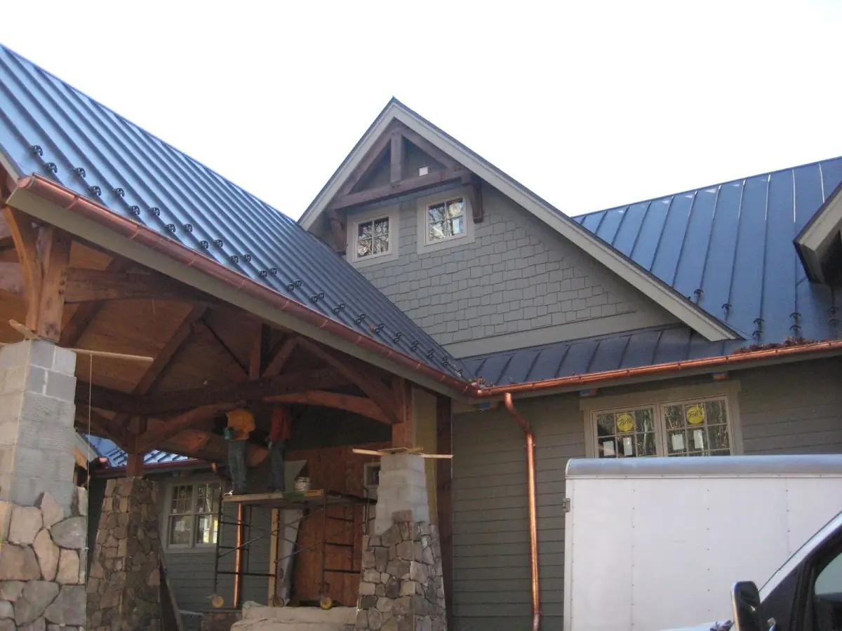 Craftsman Roofing team delivering quality roofing work in Loughman